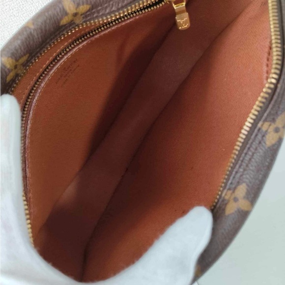 Louis Vuitton Jeune Fille MM Monogram Cross Body Bag. Authentic - Picture 6 of 9